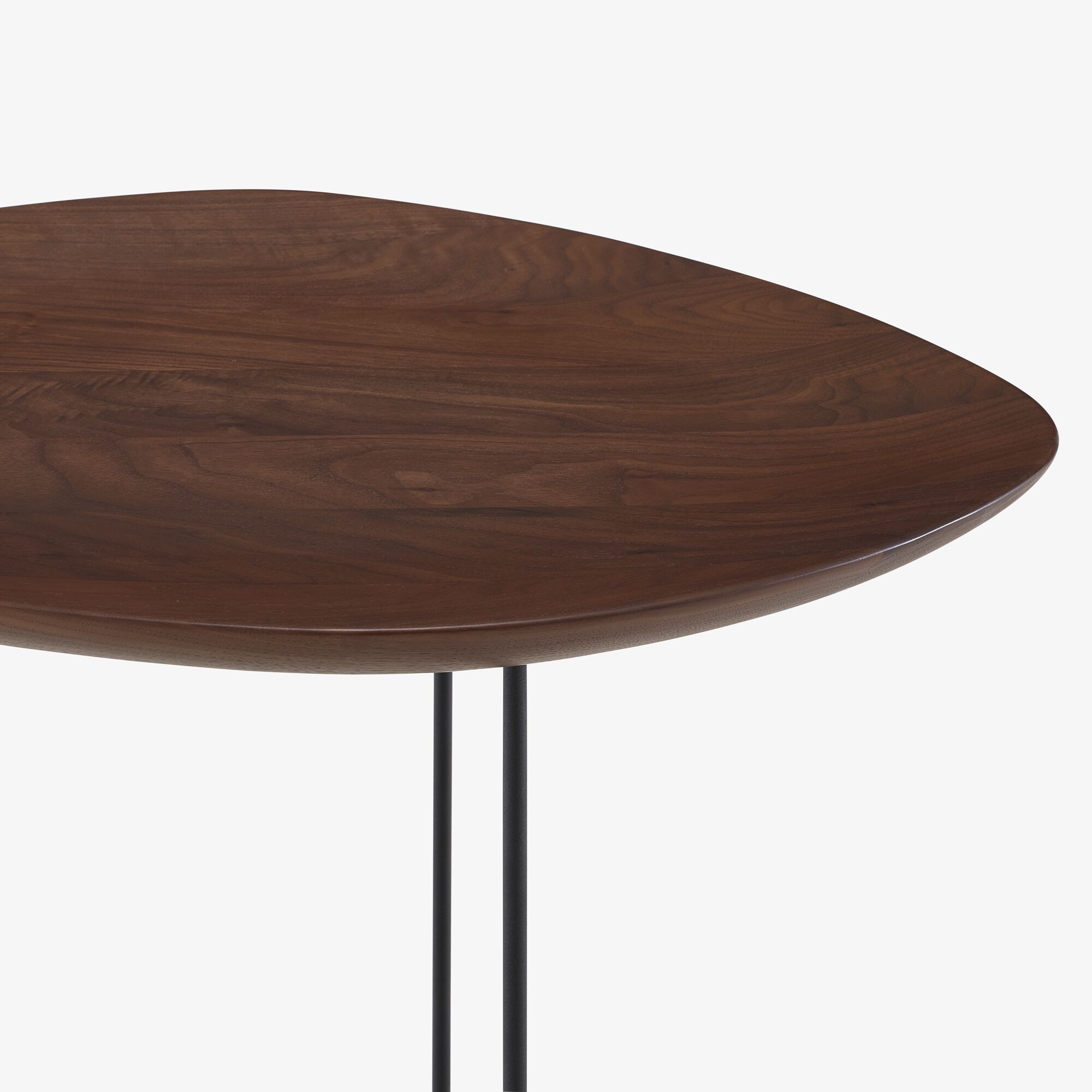 Pebble Occasional table concave top