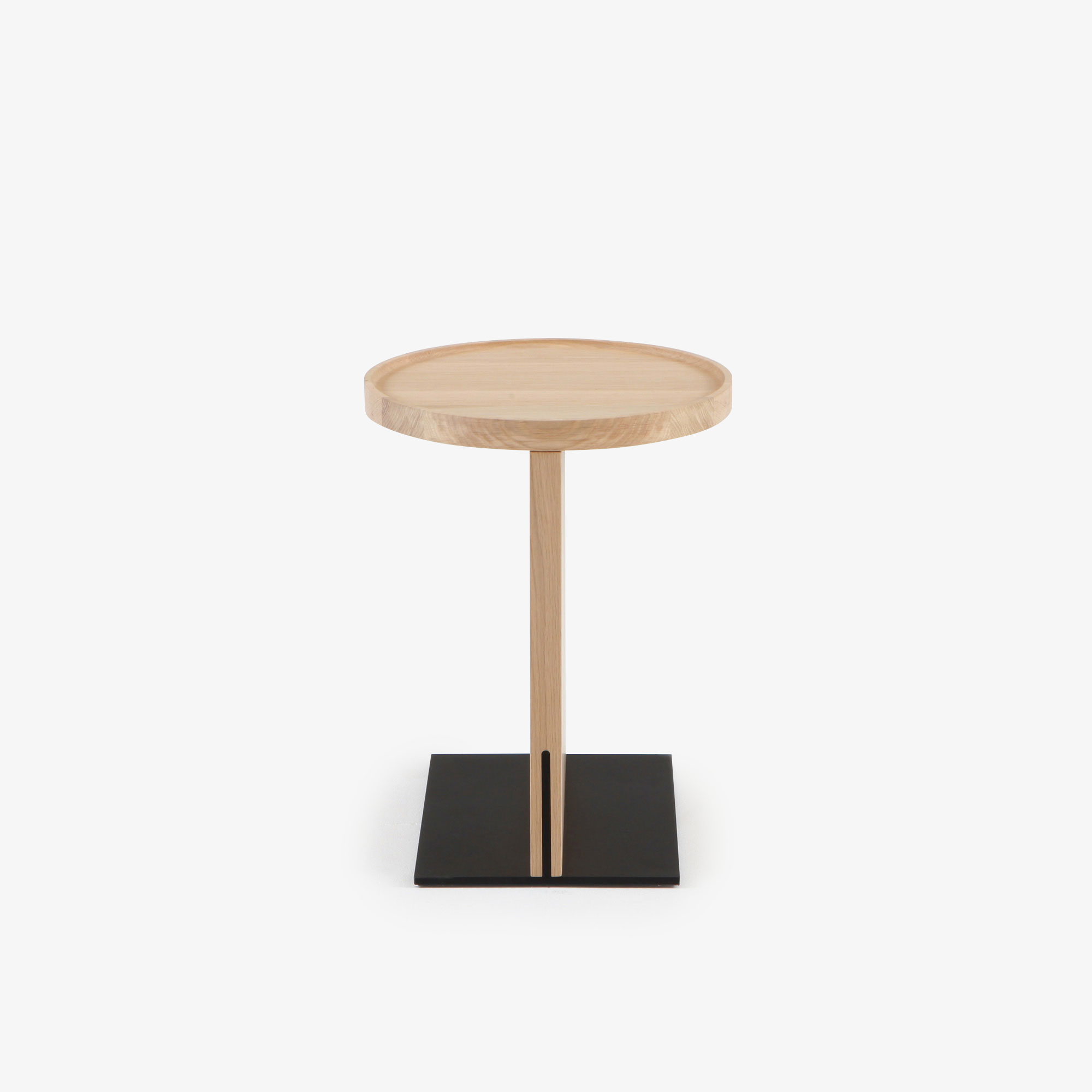 Karuma Occasional table