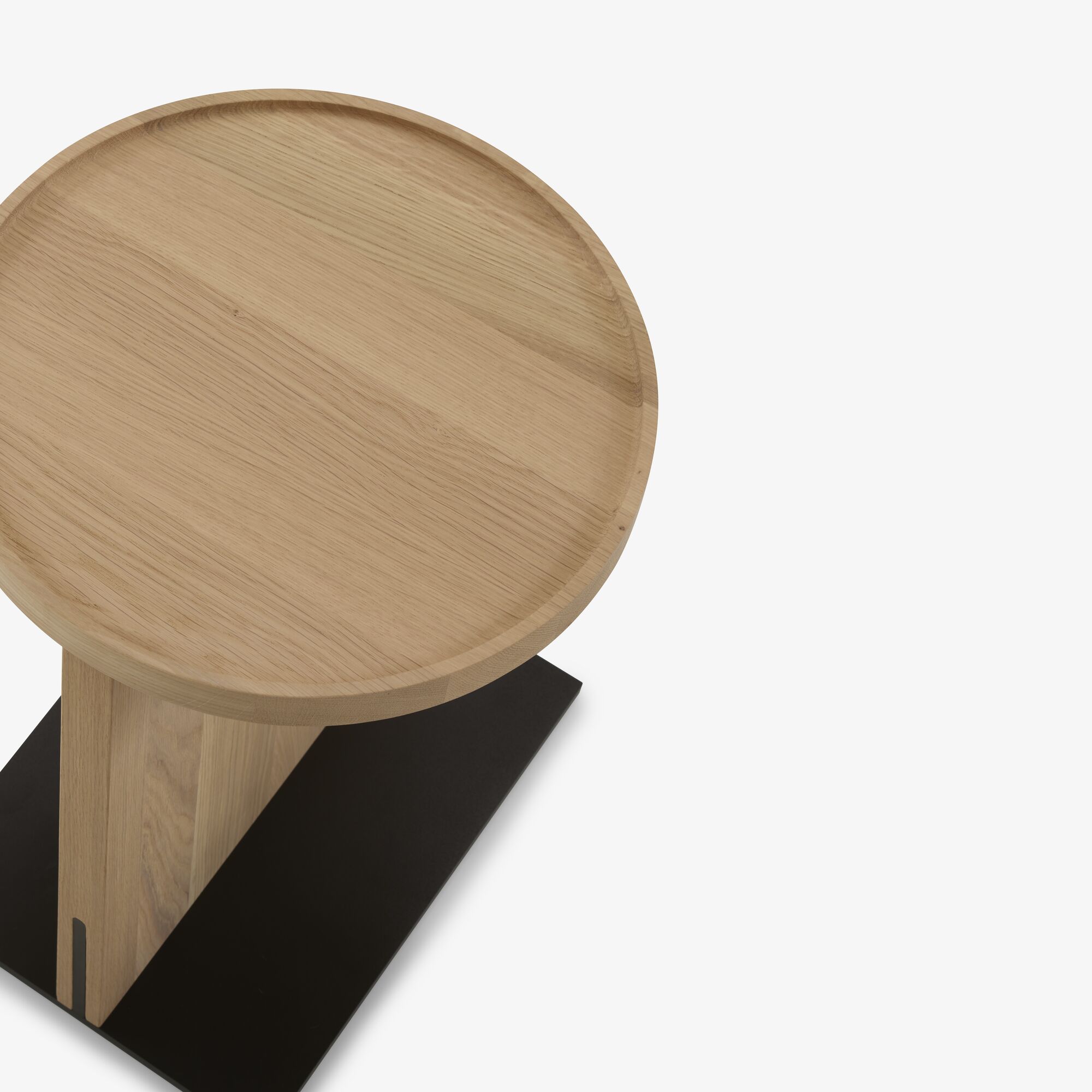 Karuma Occasional table