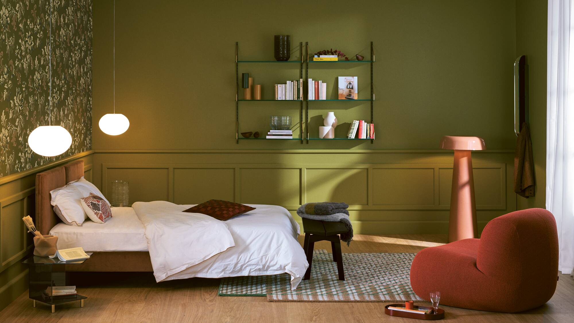 Bibliothèque murale Wall-mounted bookshelf with glass shelves